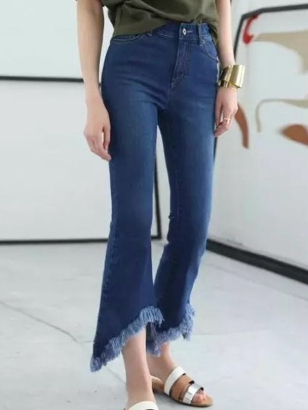 Stretchy Jeans w Fringe Bottom